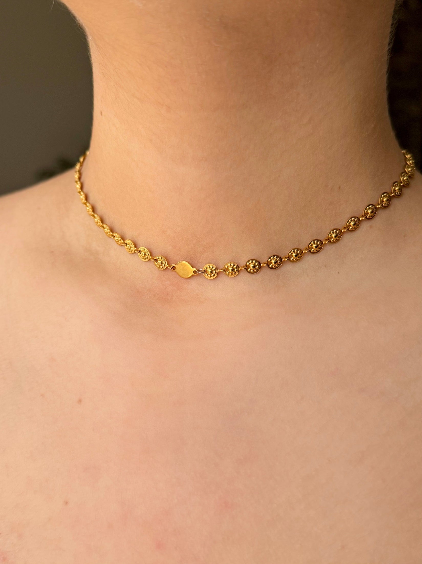 Soléa - Collier Ras de Cou Doré ou Multicolore